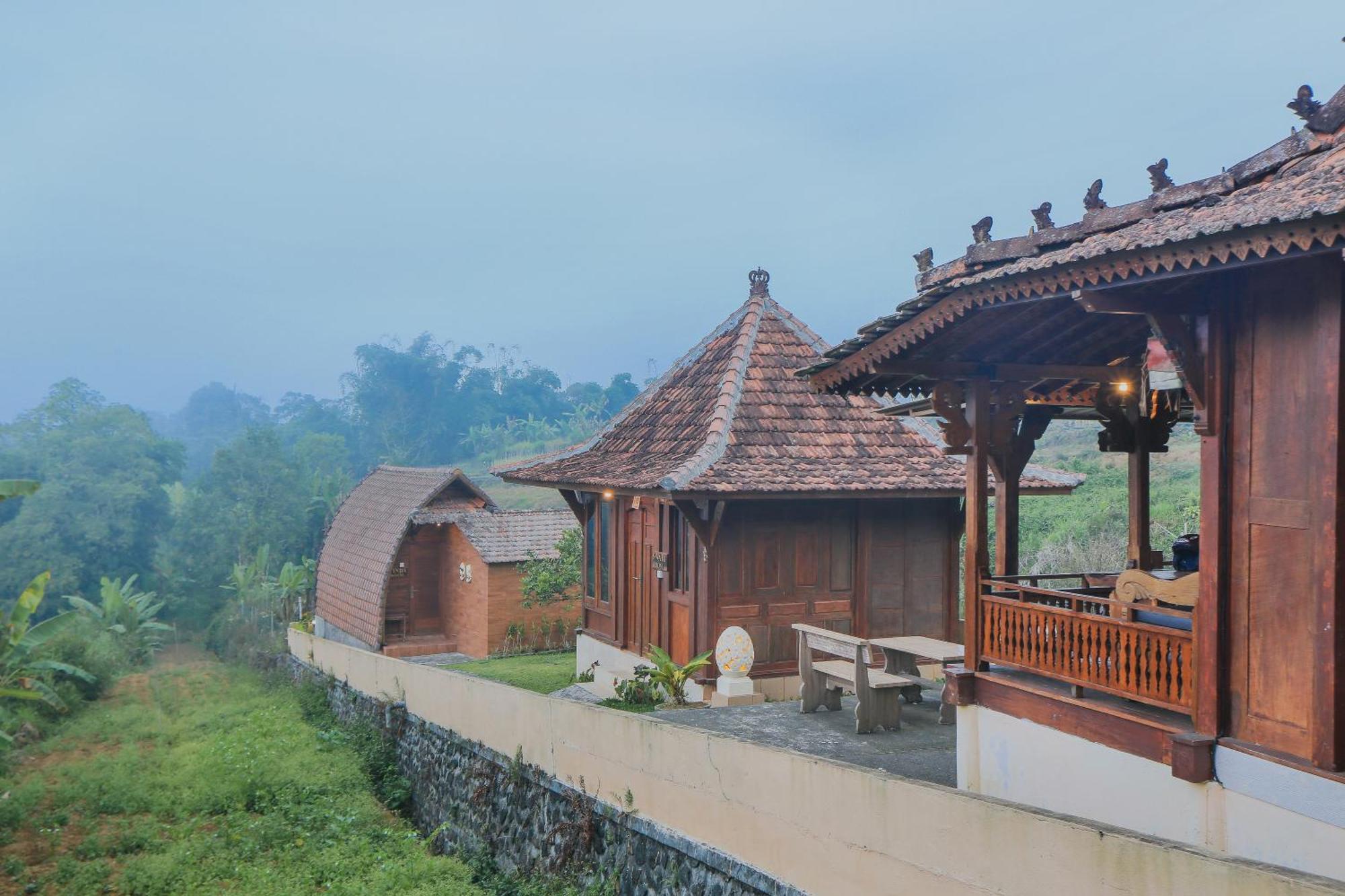 Tunjung Sari Villa Bedugul ブドゥグル エクステリア 写真